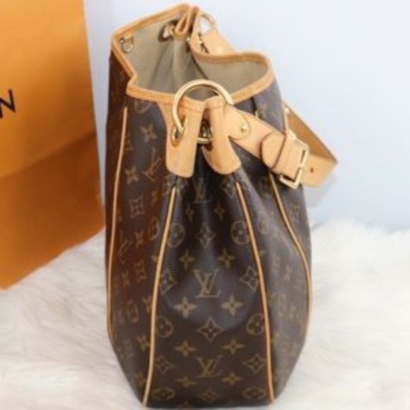 💎RARE💎 Authentic Galleria PM - Picture 3 of 16